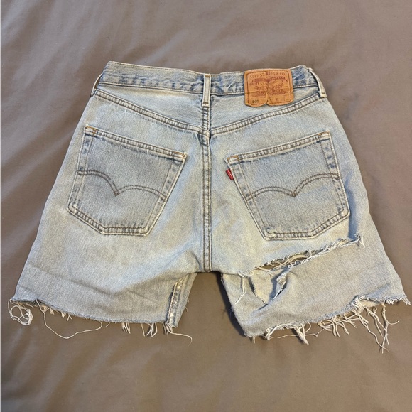 Custom Jeàn Vintage Levi’s Denim Shorts - Picture 3 of 4